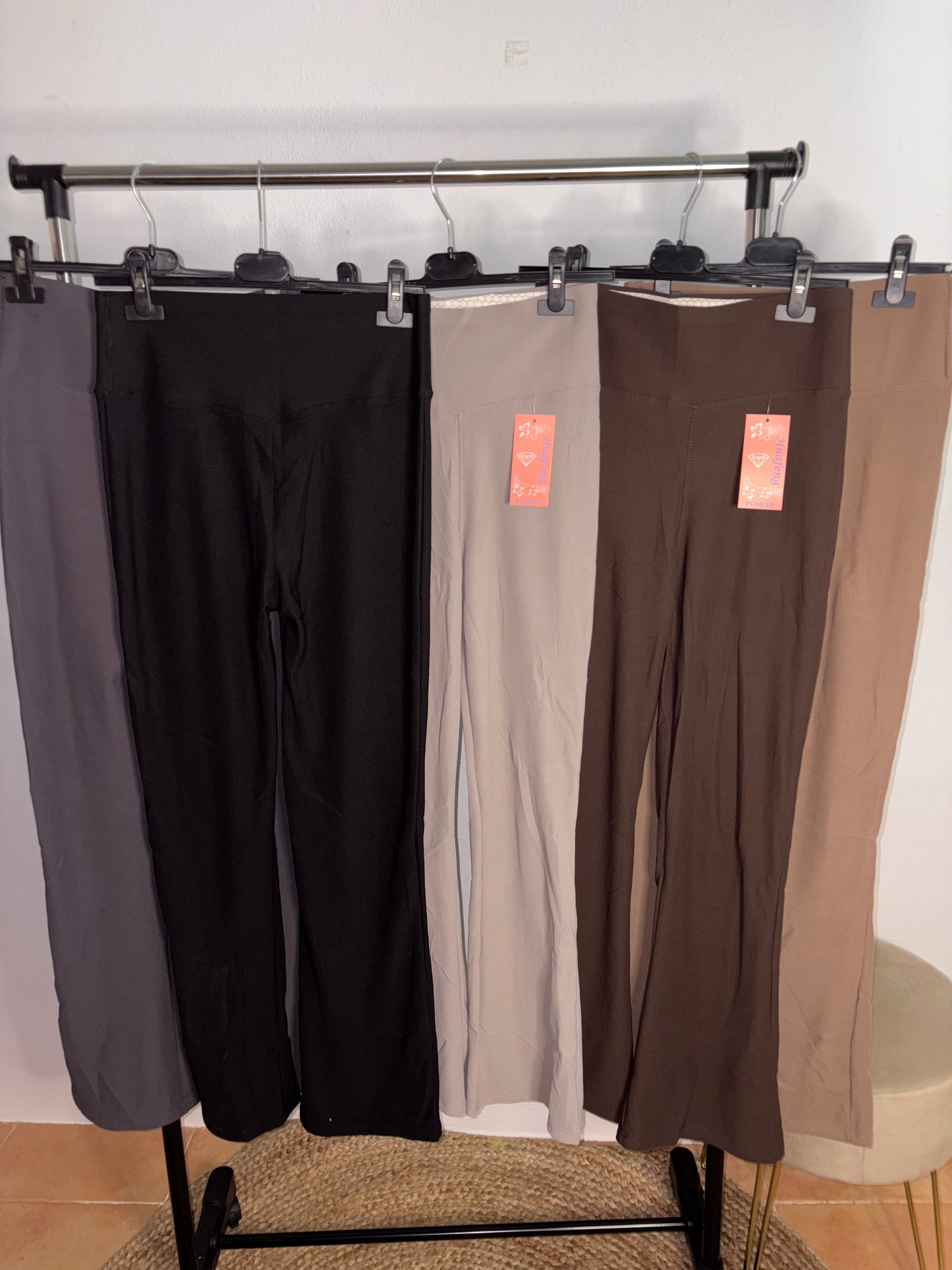 . Leguis de canalé de campana