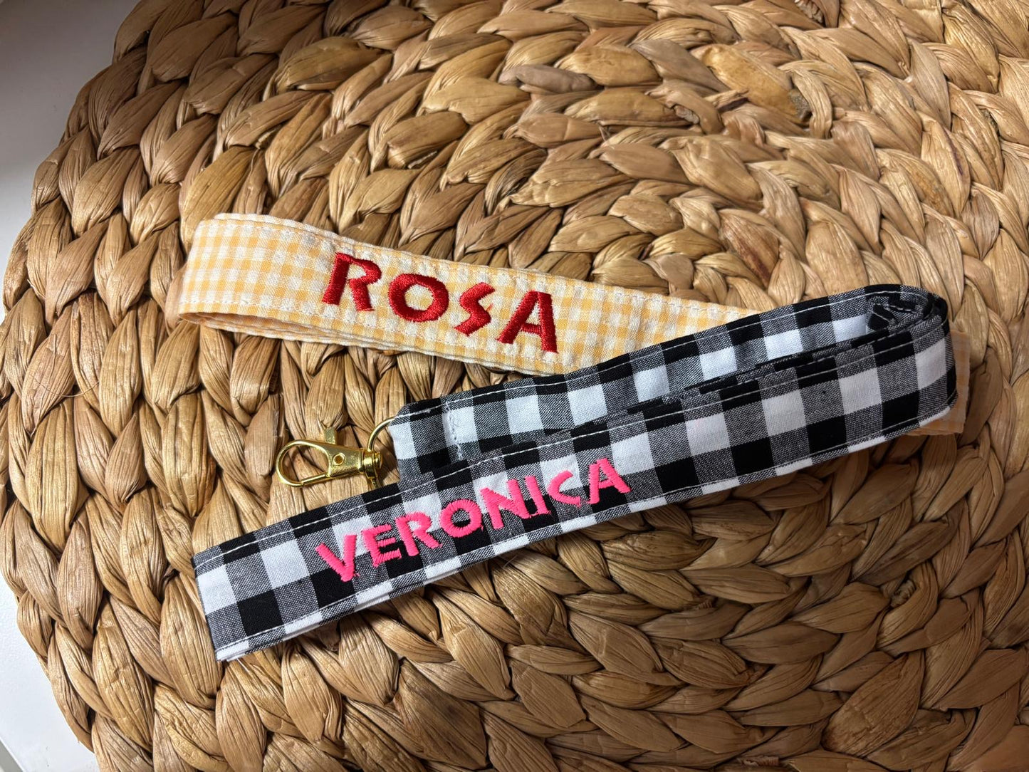 1Cuelga móvil personalizado