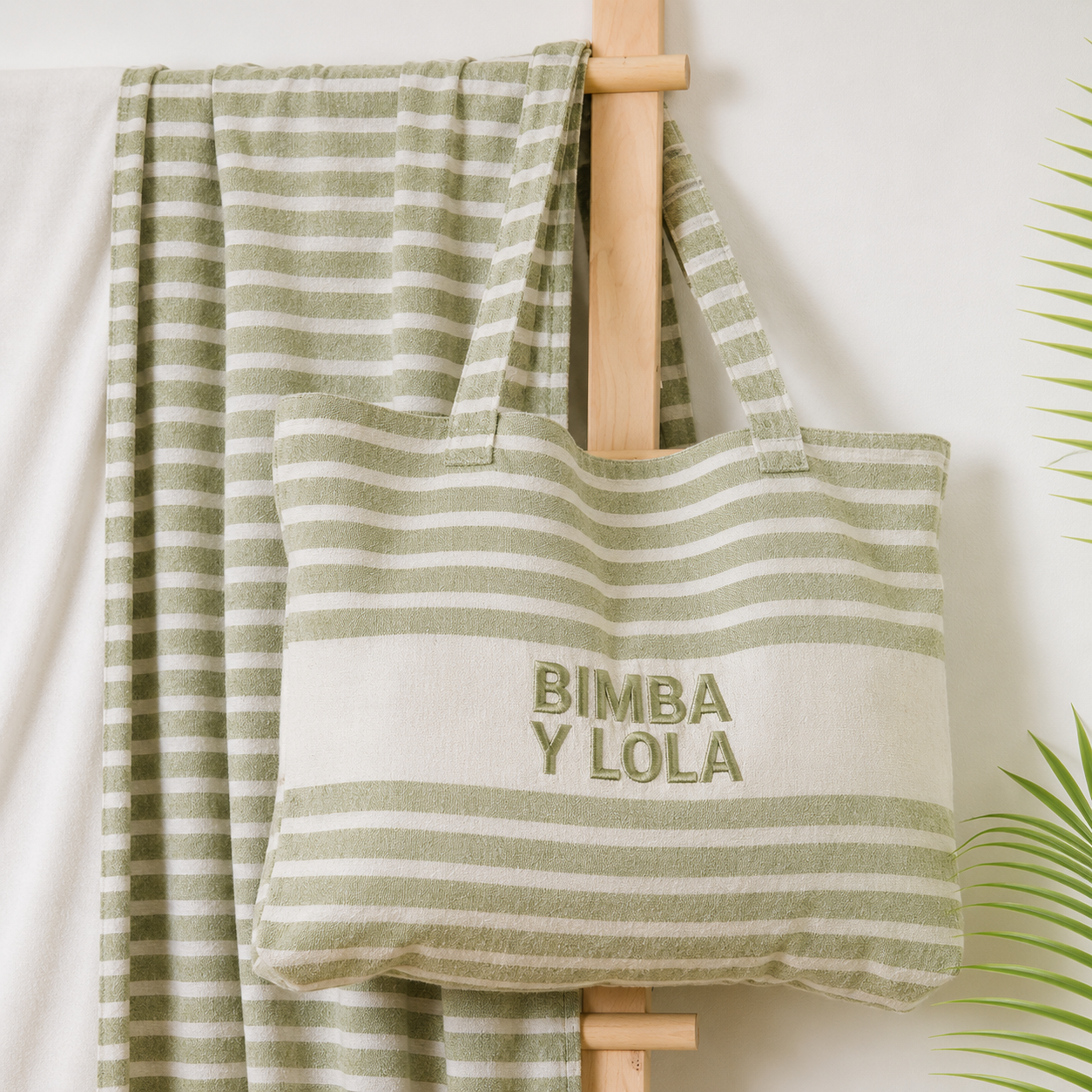 Conjunto de bolso + toalla bordado