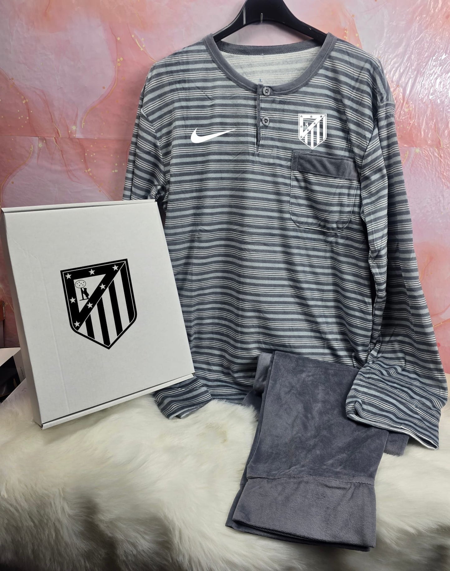 Pijama del atlético  talla L