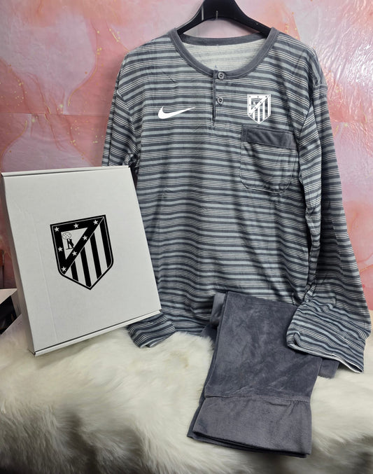 Pijama del atlético  talla L