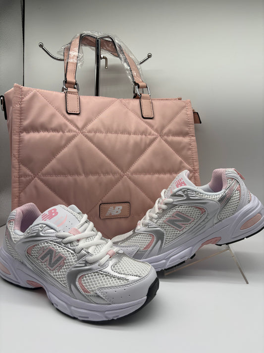 Conjunto bolso +zapatillas rosa