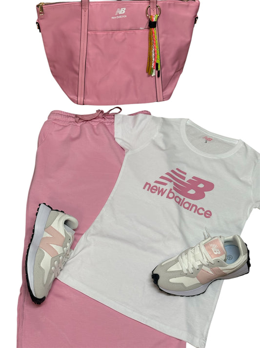 Bolso y zapatilla