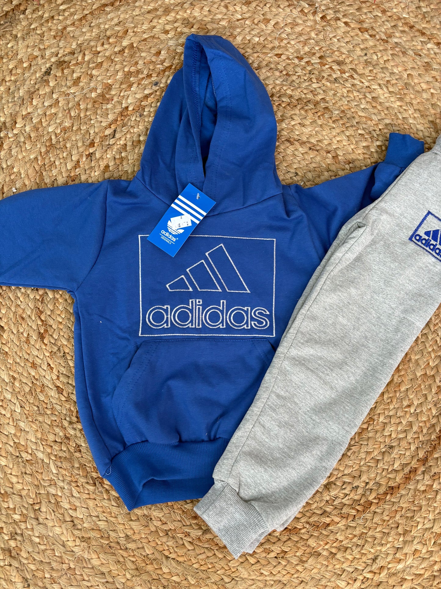 Chandal de algodón bordado