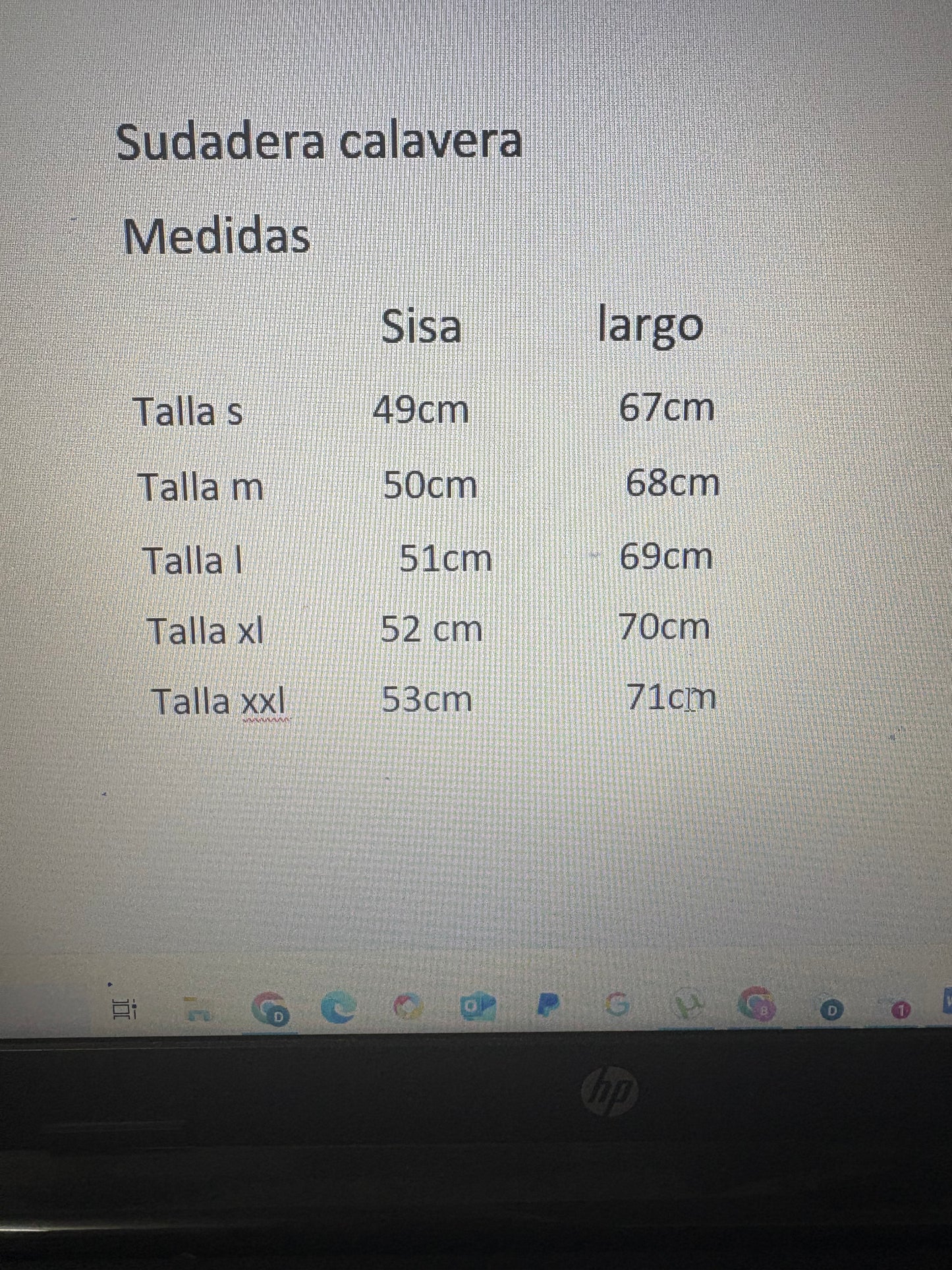 A Sudadera calavera bordada